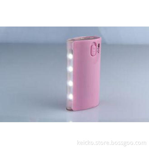 2014 Latest Design Portable Power Bank With AA Battery